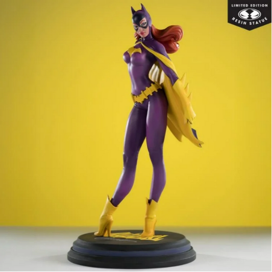 McFarlane Toys - J. Scott Campbell DC Cover Girls Batgirl 1/8 Scale Limited Edition Statue