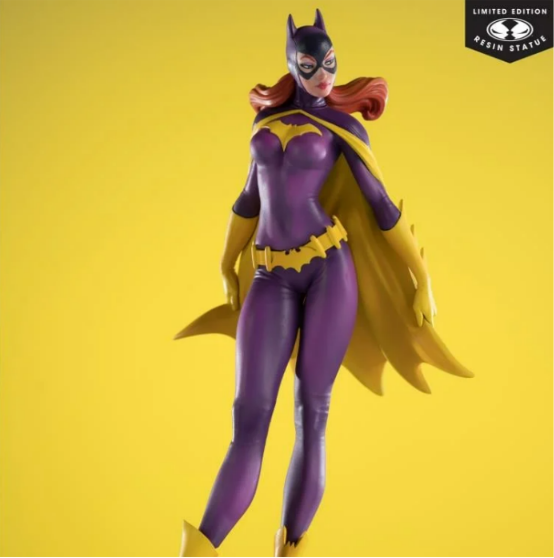 McFarlane Toys - J. Scott Campbell DC Cover Girls Batgirl 1/8 Scale Limited Edition Statue